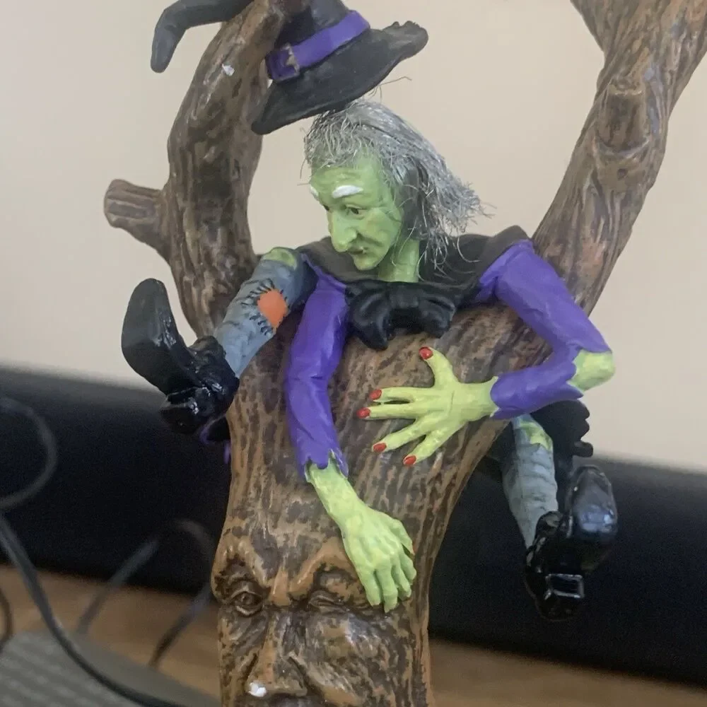 Dept 56 Village Accessories Witch Crash 56.53056 Head Doesn’t Spin Parts Only